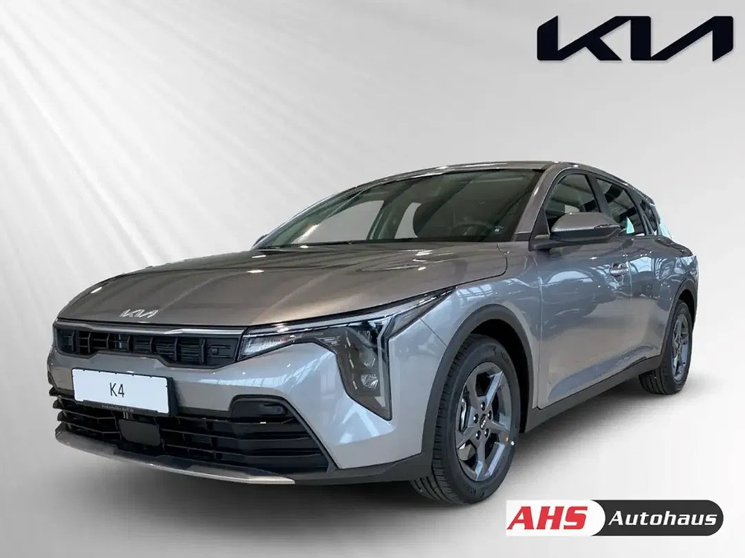 Kia K4 - Thumbnail 1