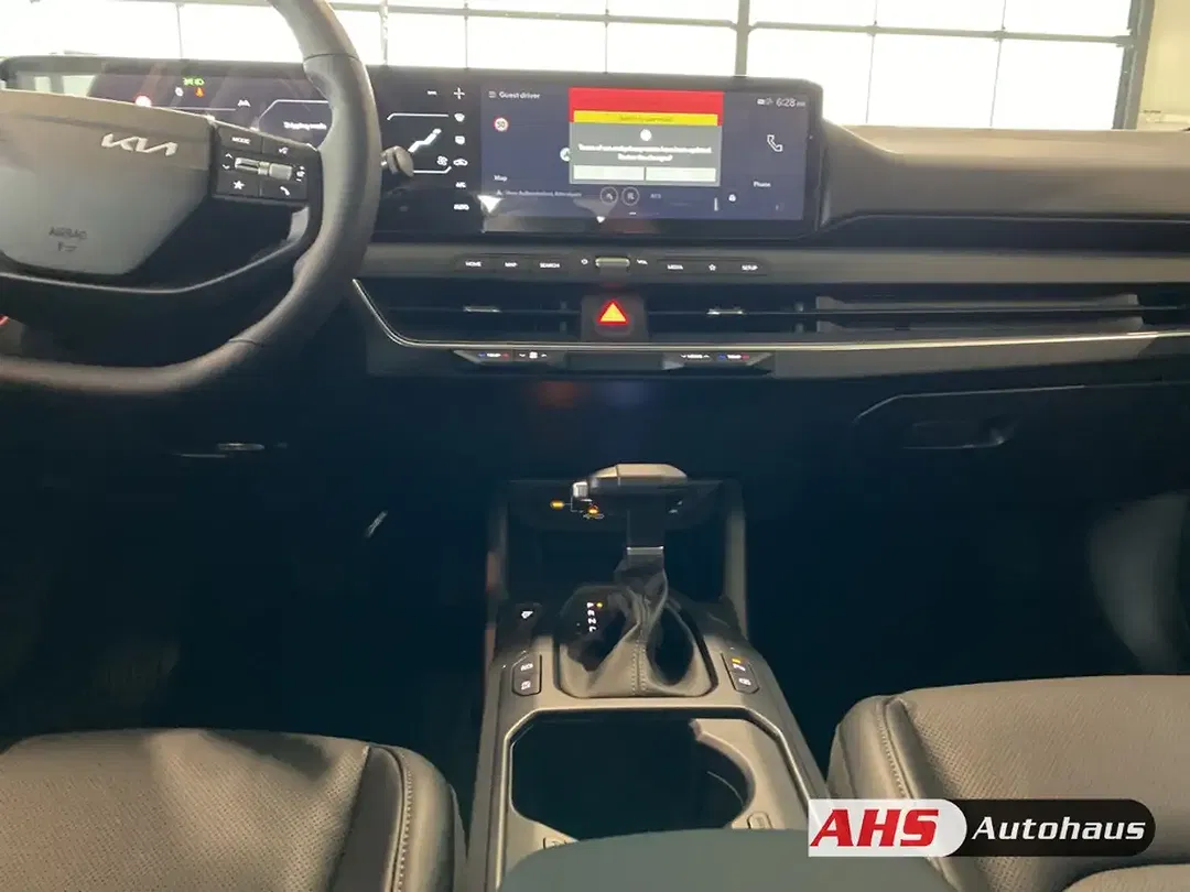 Kia K4 - Thumbnail 12