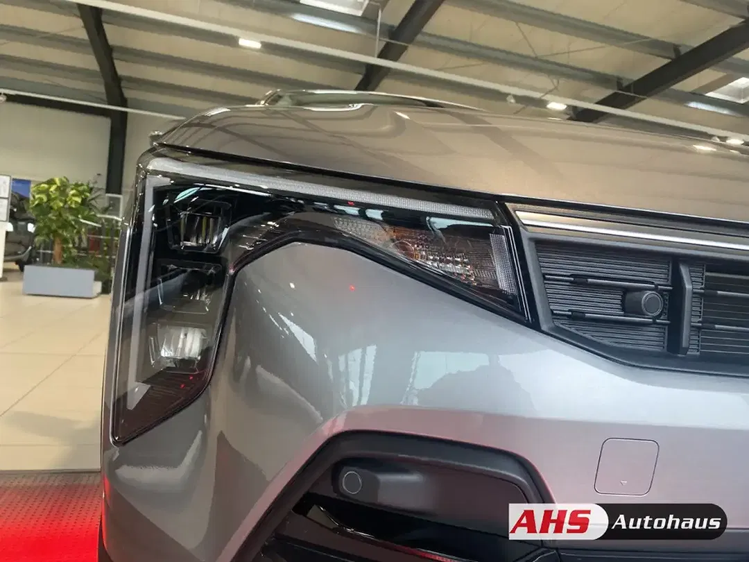 Kia K4 - Thumbnail 14
