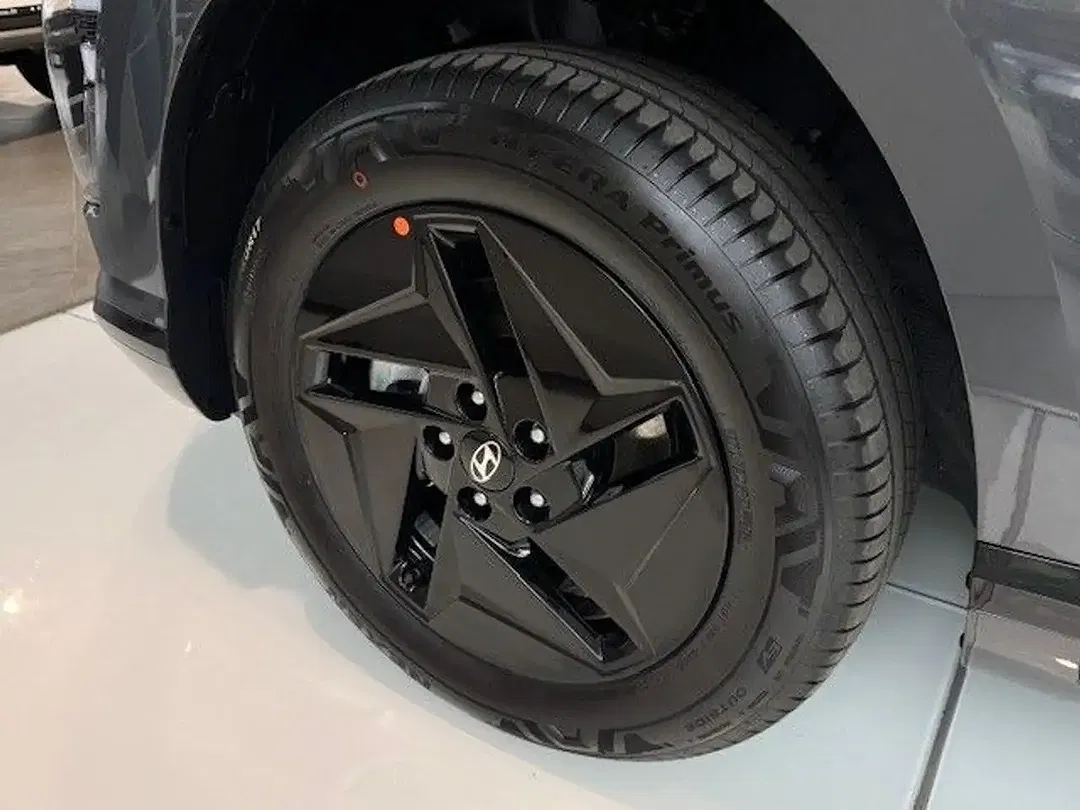 Hyundai KONA - Thumbnail 3