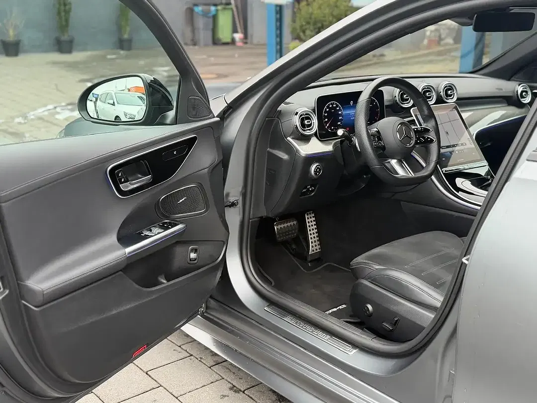 Mercedes-Benz C 300 - Thumbnail 14