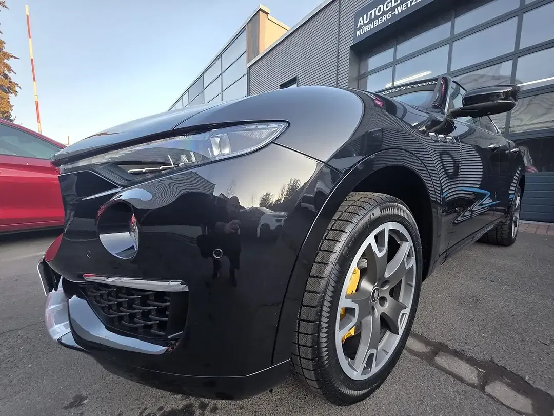 Maserati Levante - Thumbnail 4