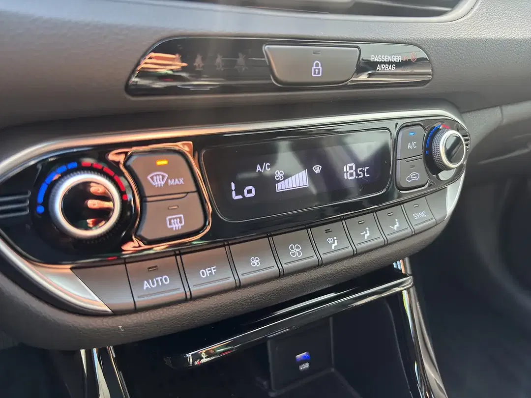Hyundai i30 - Thumbnail 14