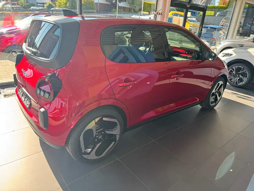 Renault Twingo - Thumbnail 5