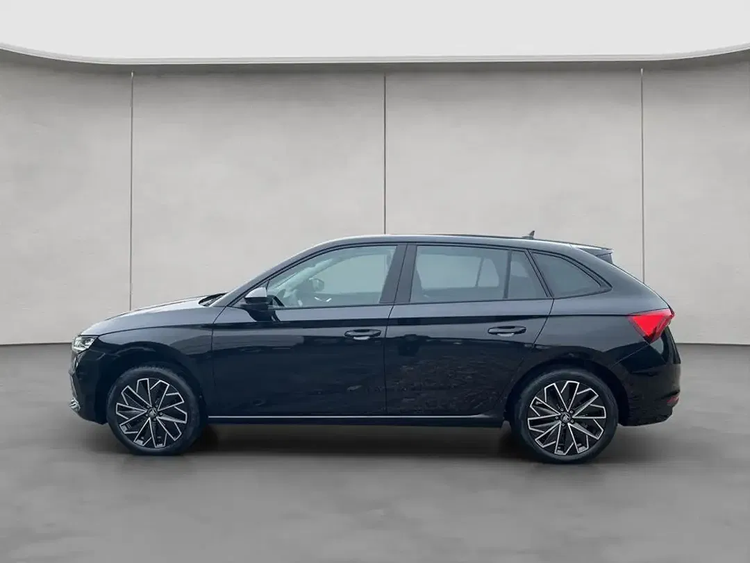 Skoda Scala - Thumbnail 2