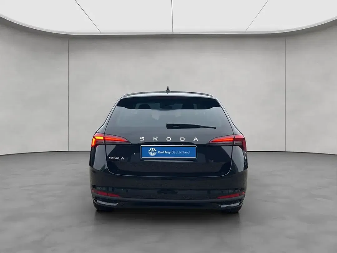 Skoda Scala - Thumbnail 3