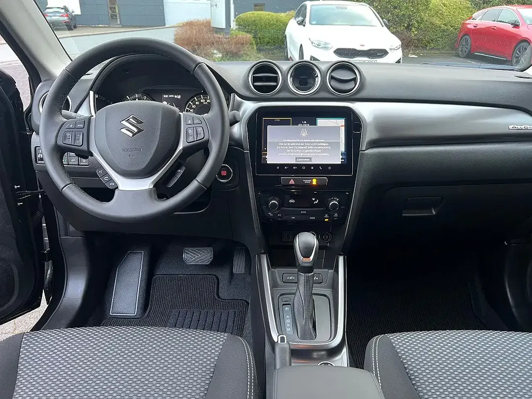 Suzuki Vitara - Thumbnail 12