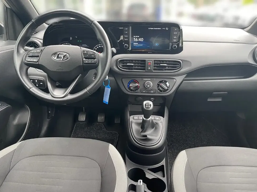 Hyundai i10 - Thumbnail 13