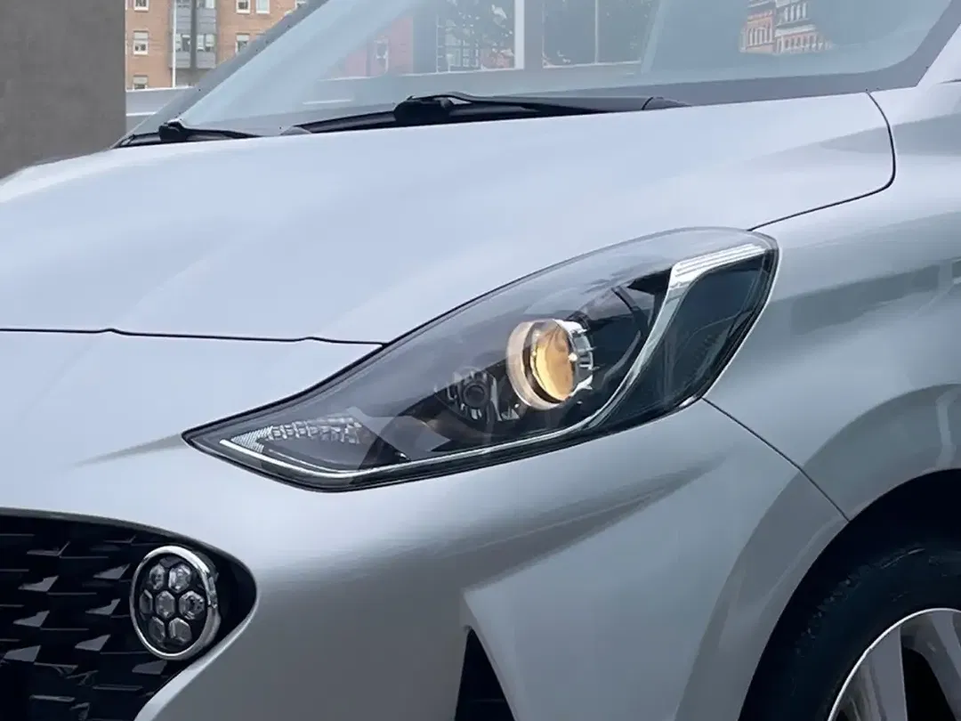 Hyundai i10 - Thumbnail 6