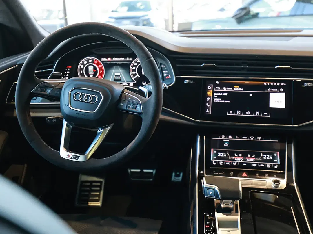 Audi RS Q8 - Thumbnail 8