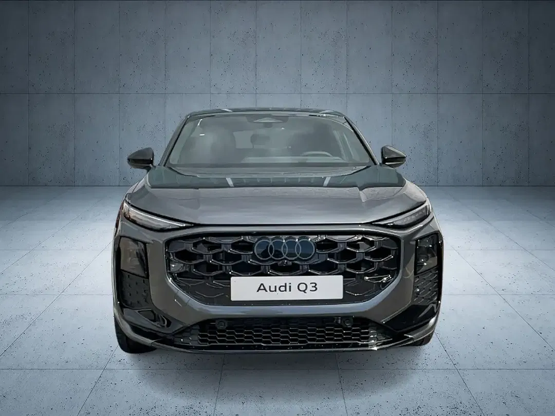 Audi Q3 - Thumbnail 9