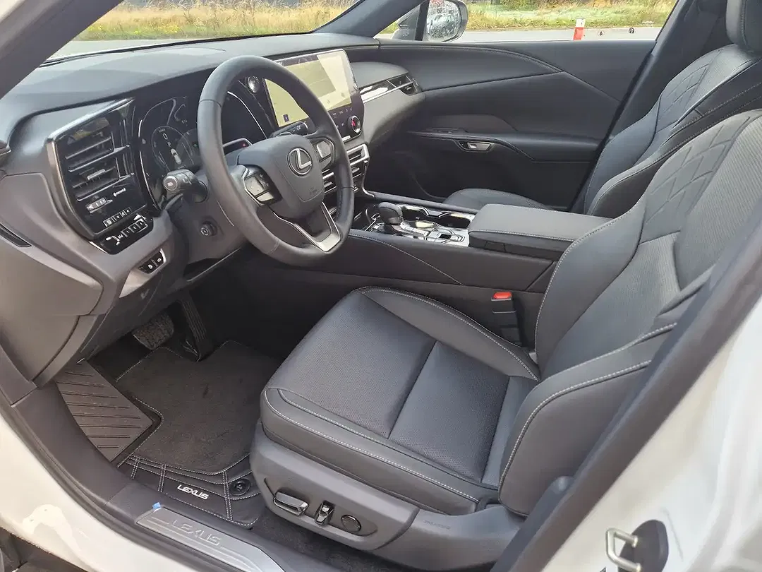 Lexus RX 450h - Thumbnail 6
