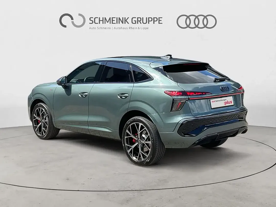 Audi Q3 - Thumbnail 3