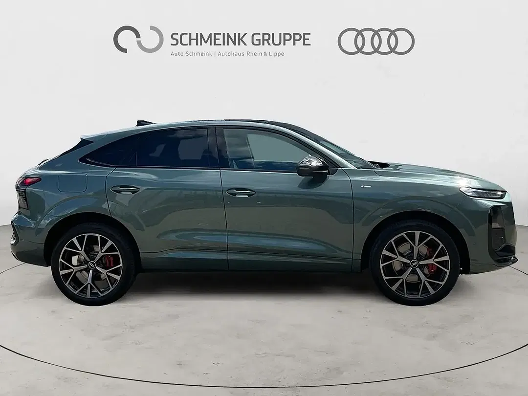 Audi Q3 - Thumbnail 6