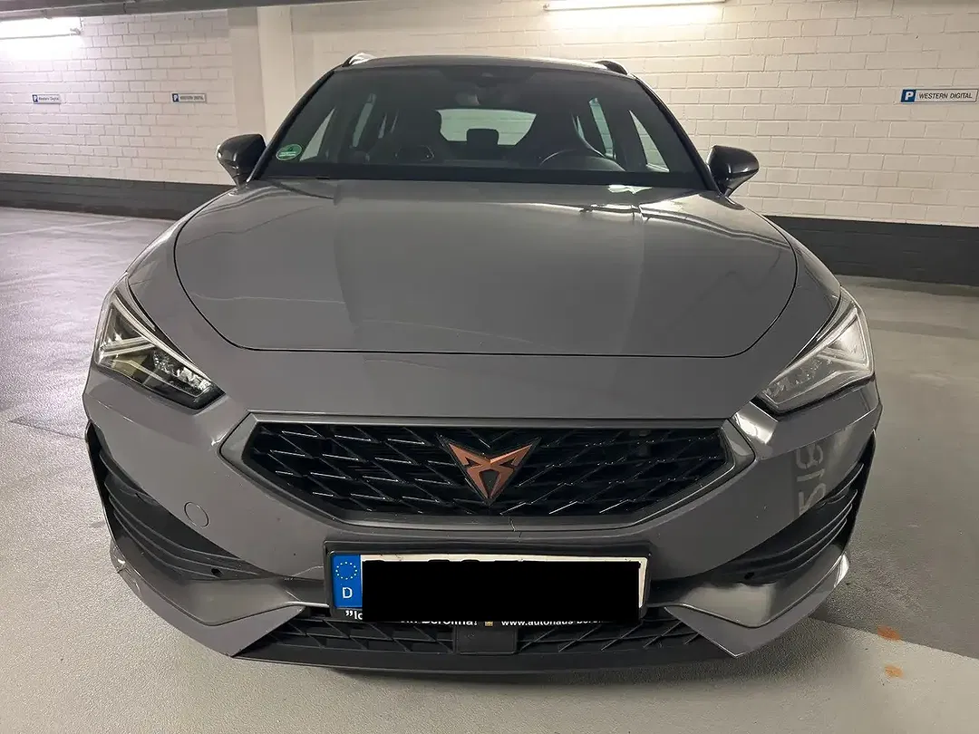 CUPRA Leon - Thumbnail 3
