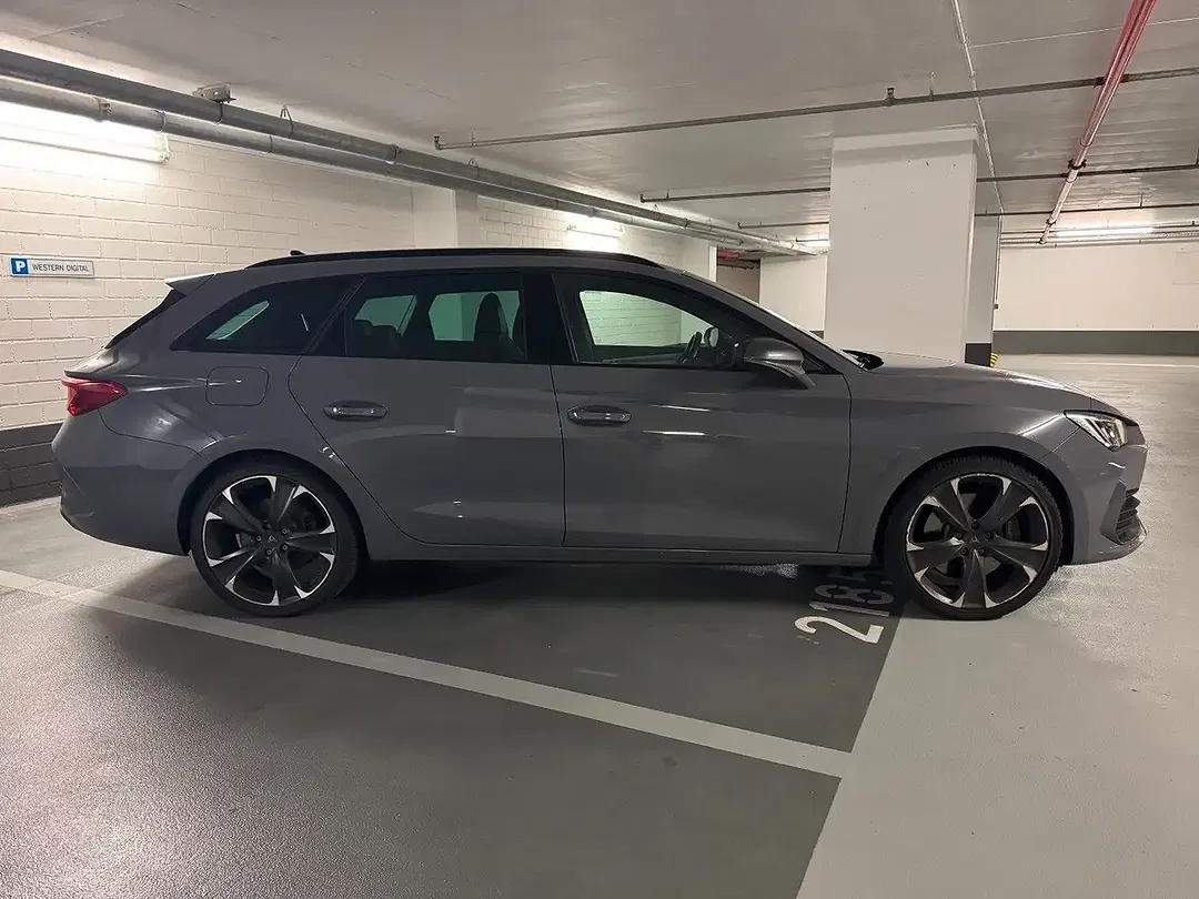 CUPRA Leon - Thumbnail 6