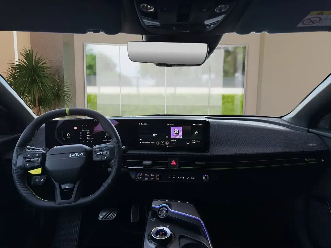Kia EV6 - Thumbnail 10