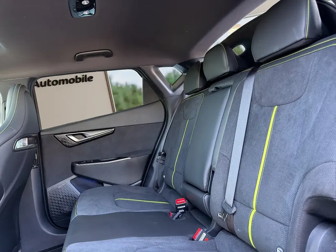 Kia EV6 - Thumbnail 14