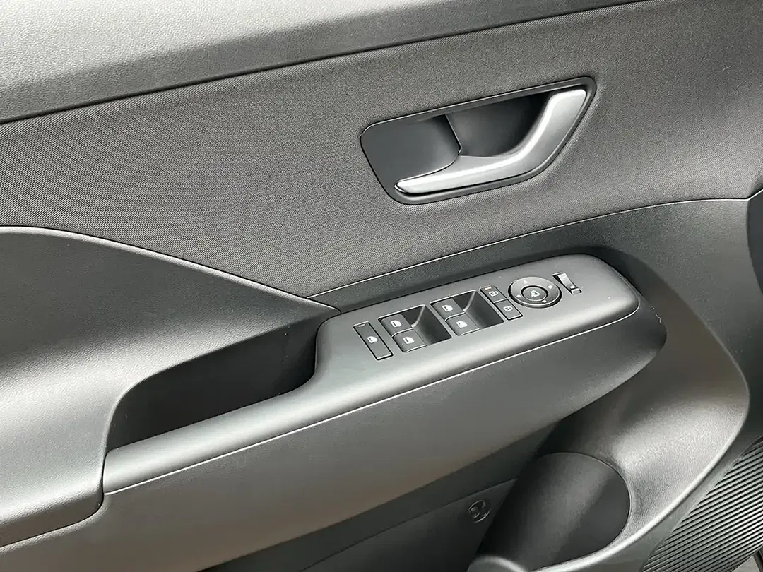 Hyundai KONA - Thumbnail 10