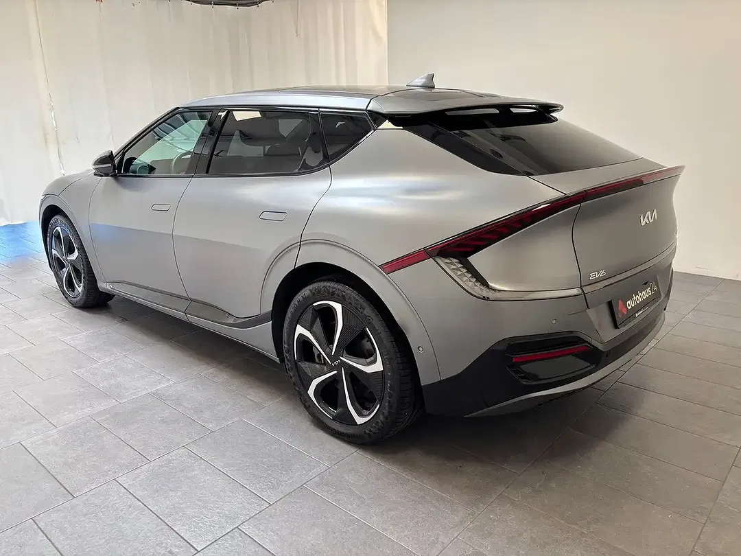 Kia EV6 - Thumbnail 4