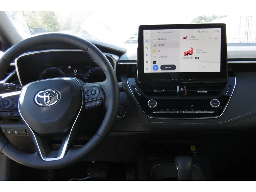 Toyota Corolla - Thumbnail 14