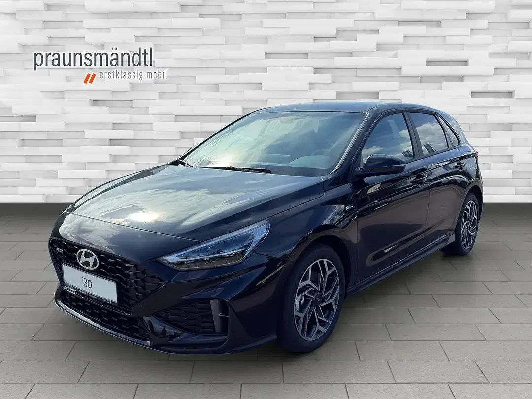 Hyundai i30 - Thumbnail 1