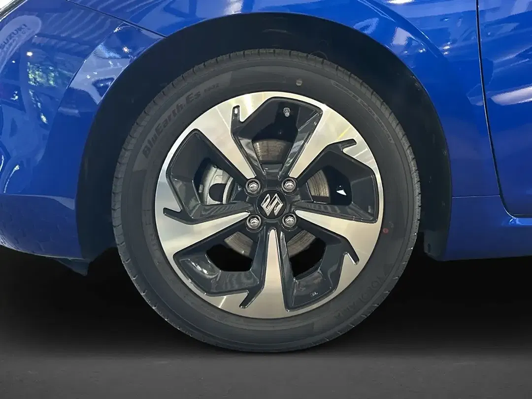 Suzuki Swift - Thumbnail 5