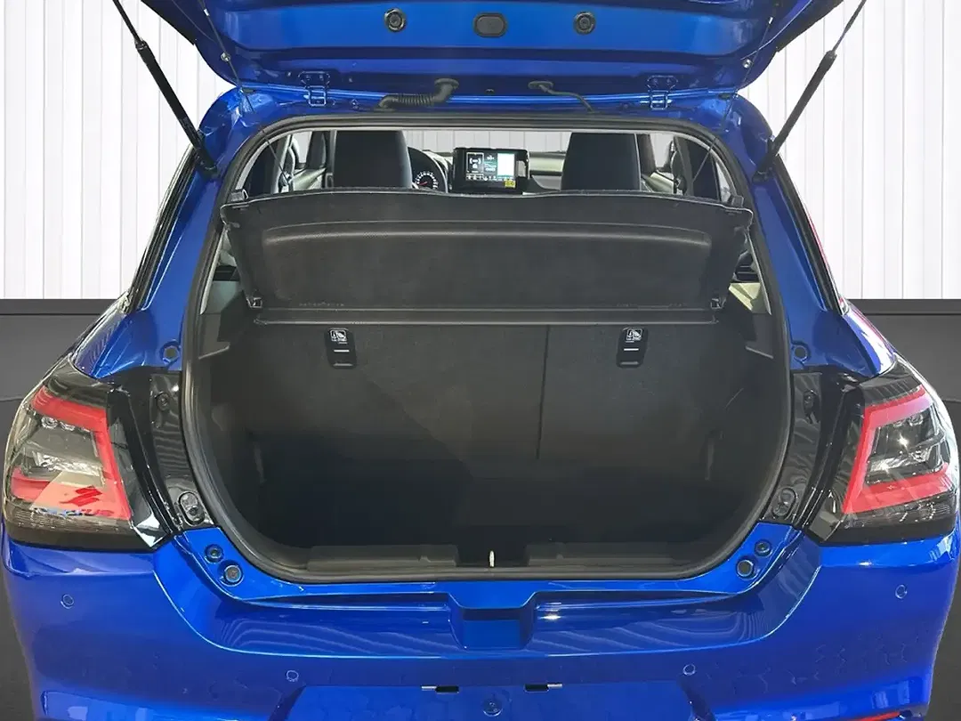 Suzuki Swift - Thumbnail 6