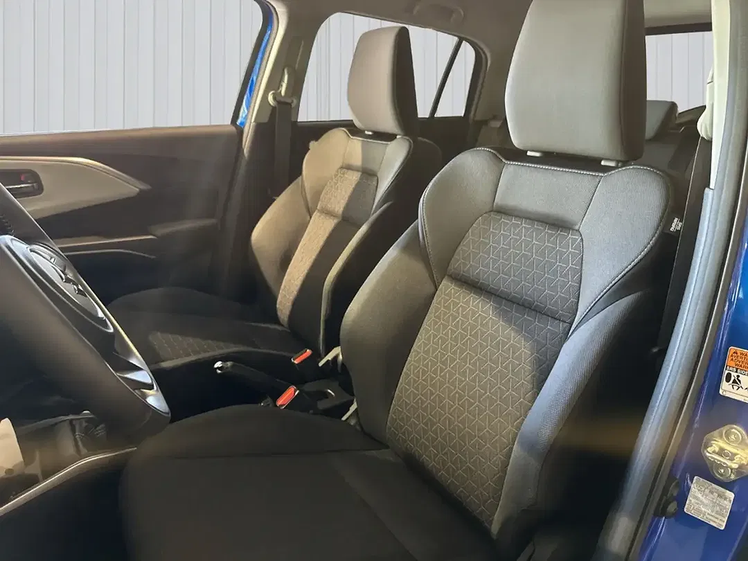 Suzuki Swift - Thumbnail 8