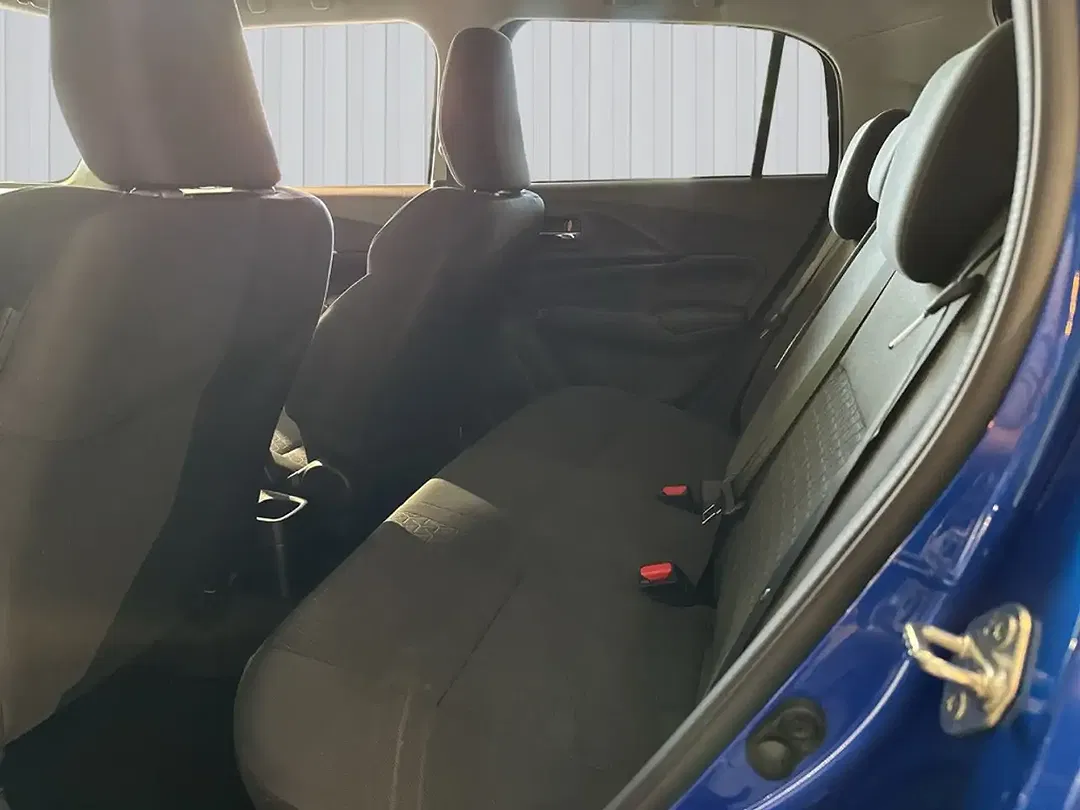 Suzuki Swift - Thumbnail 9