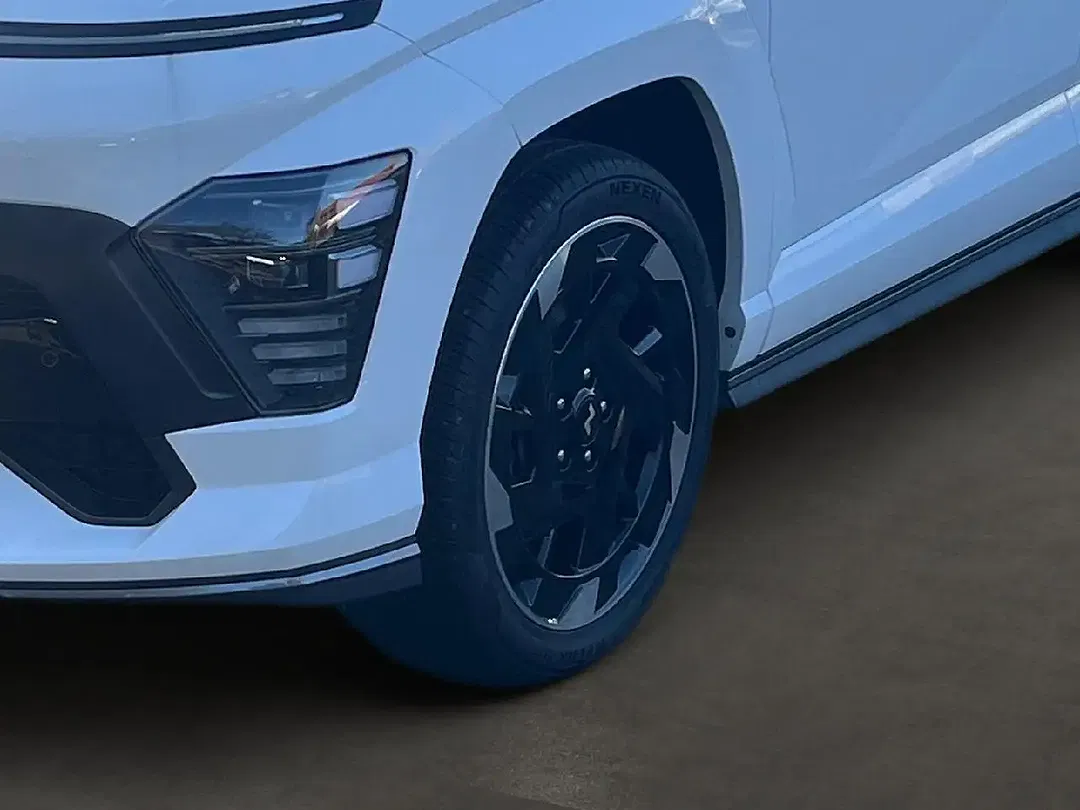 Hyundai KONA - Thumbnail 6