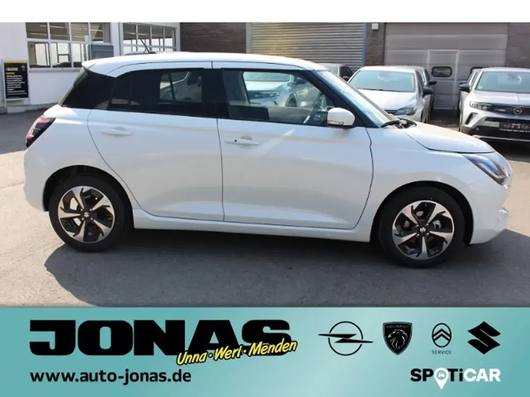 Suzuki Swift - Thumbnail 5