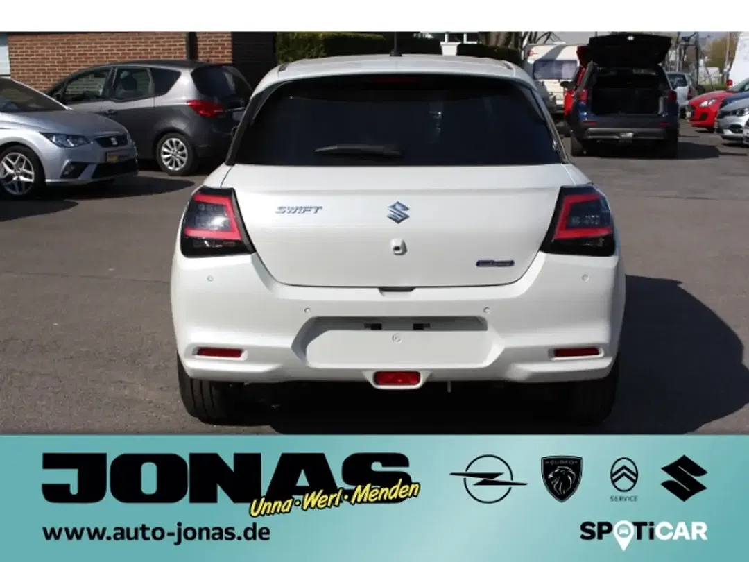 Suzuki Swift - Thumbnail 7