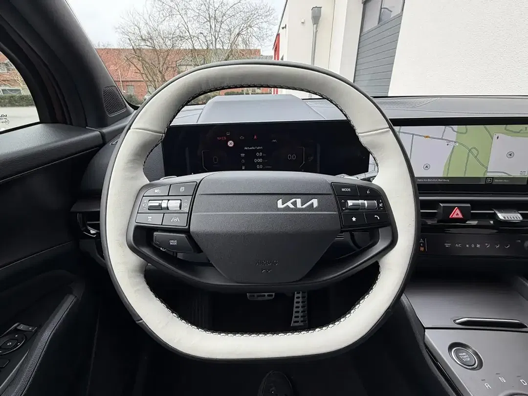 Kia Sportage - Thumbnail 10