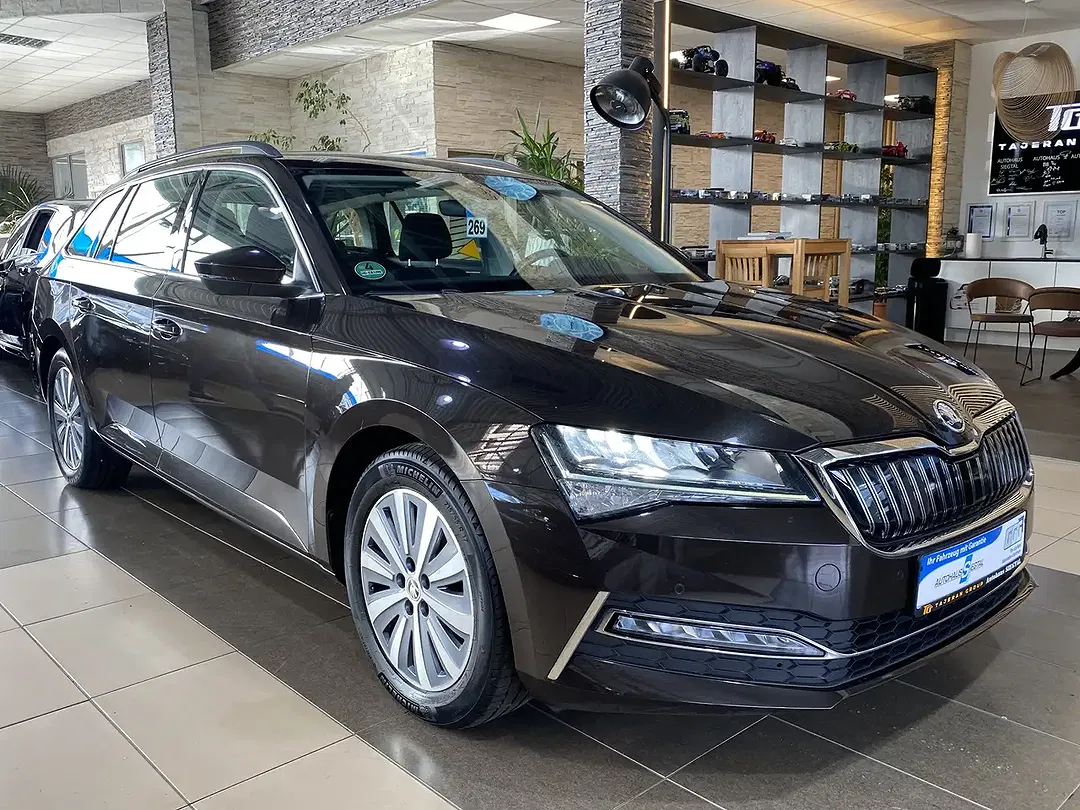 Skoda Superb iV Ambition