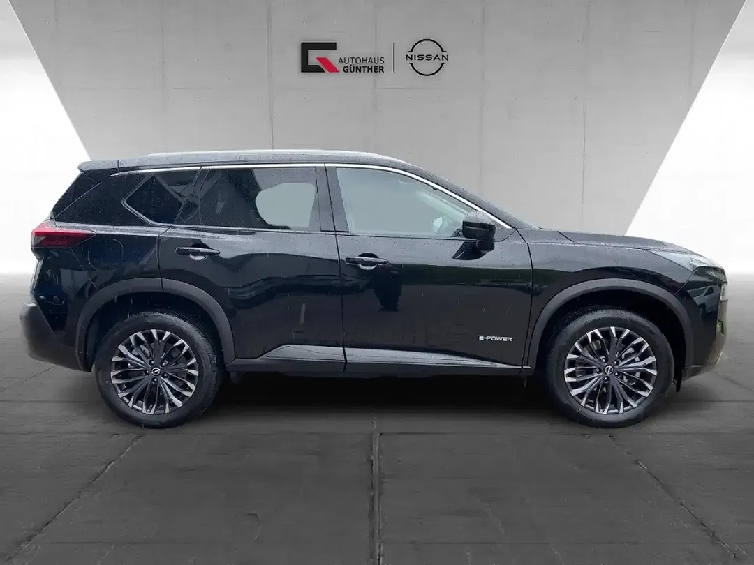 Nissan X-Trail - Thumbnail 4