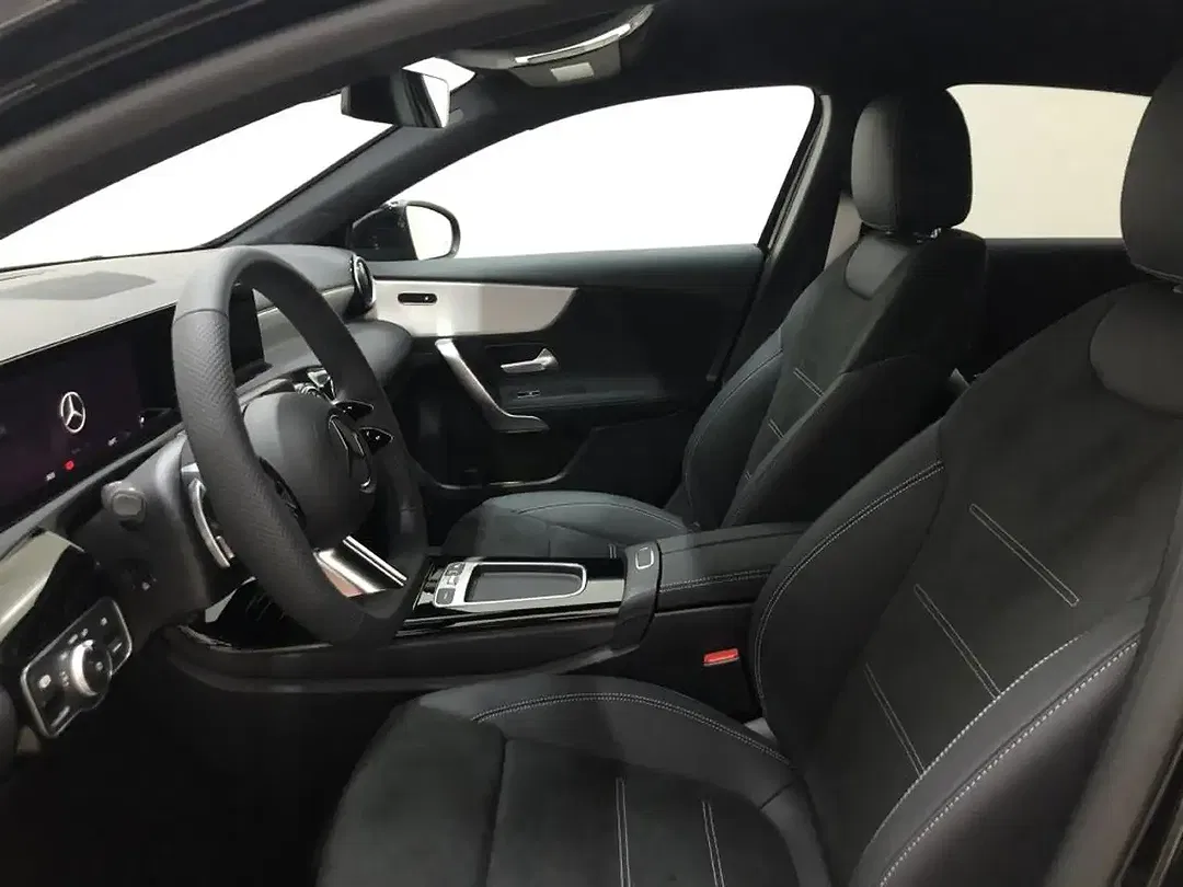 Mercedes-Benz A 200 - Thumbnail 10