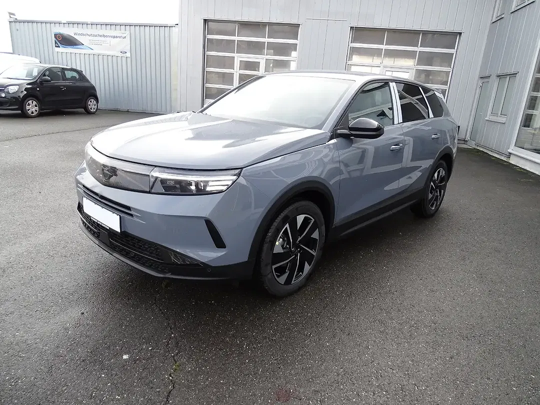Opel Grandland - Thumbnail 1