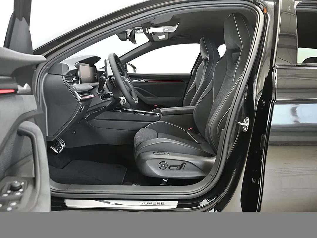 Skoda Superb - Thumbnail 11
