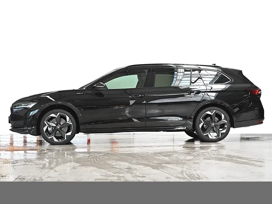 Skoda Superb - Thumbnail 4