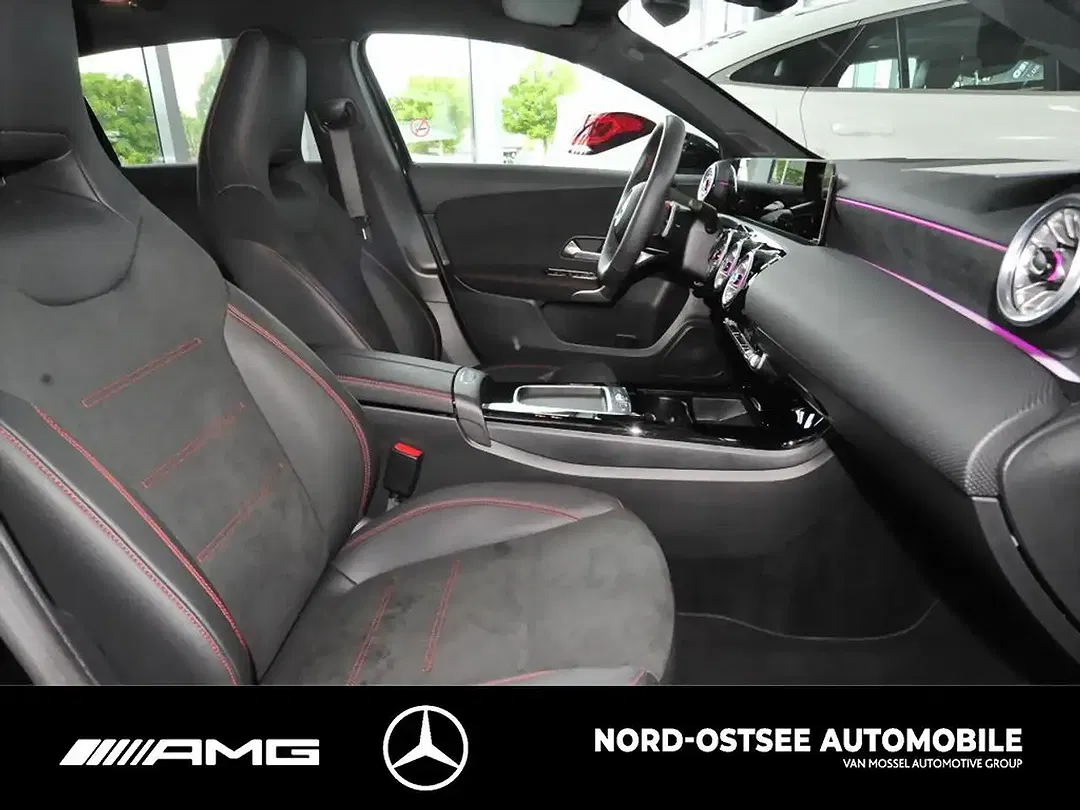 Mercedes-Benz A 200 - Thumbnail 11