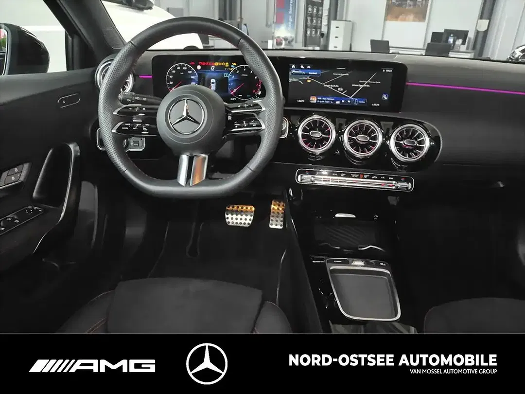 Mercedes-Benz A 200 - Thumbnail 8