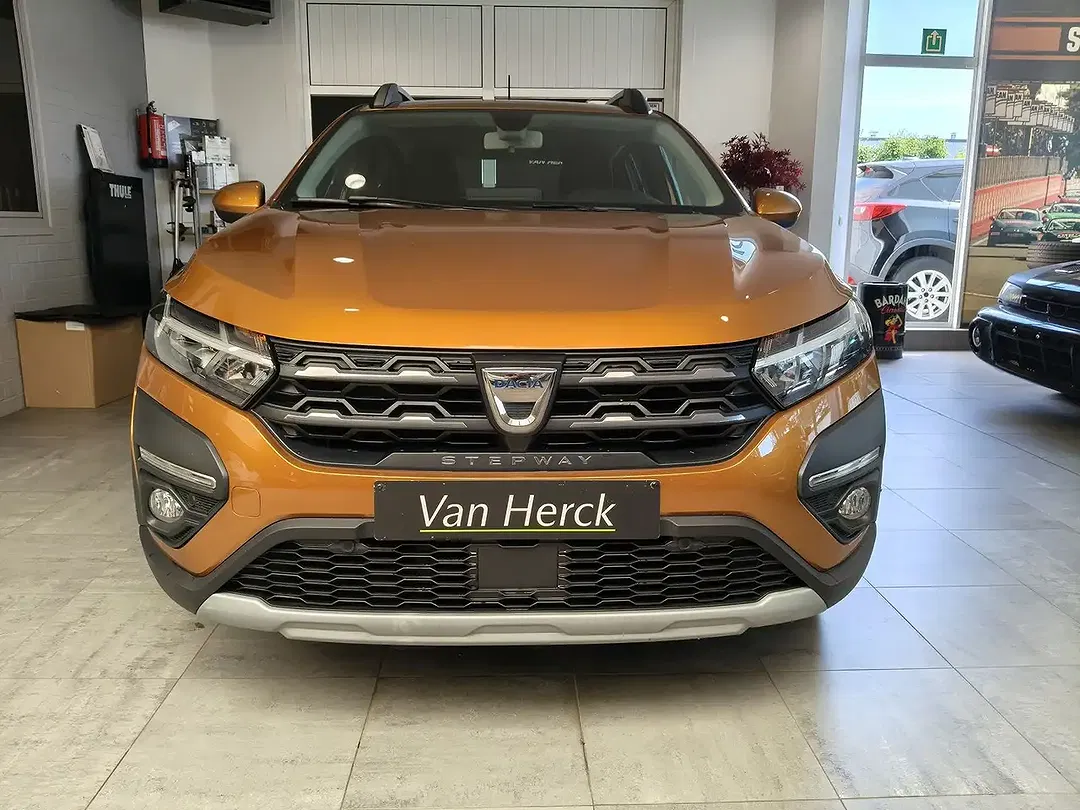 Dacia Sandero - Thumbnail 3