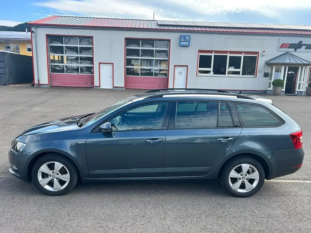 Skoda Octavia - Thumbnail 13