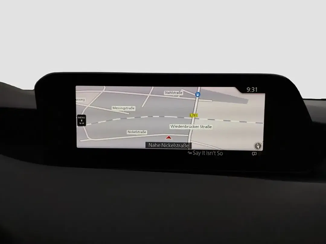 Mazda 3 - Thumbnail 9