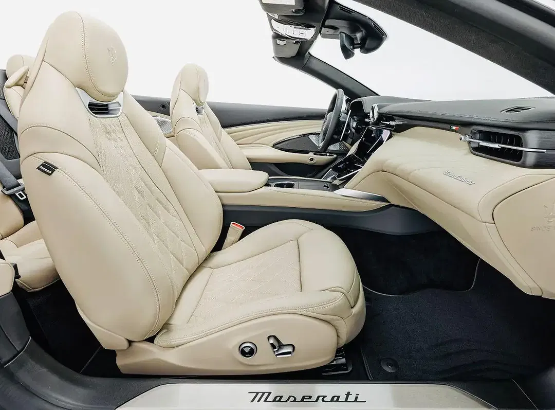 Maserati GranCabrio - Thumbnail 18