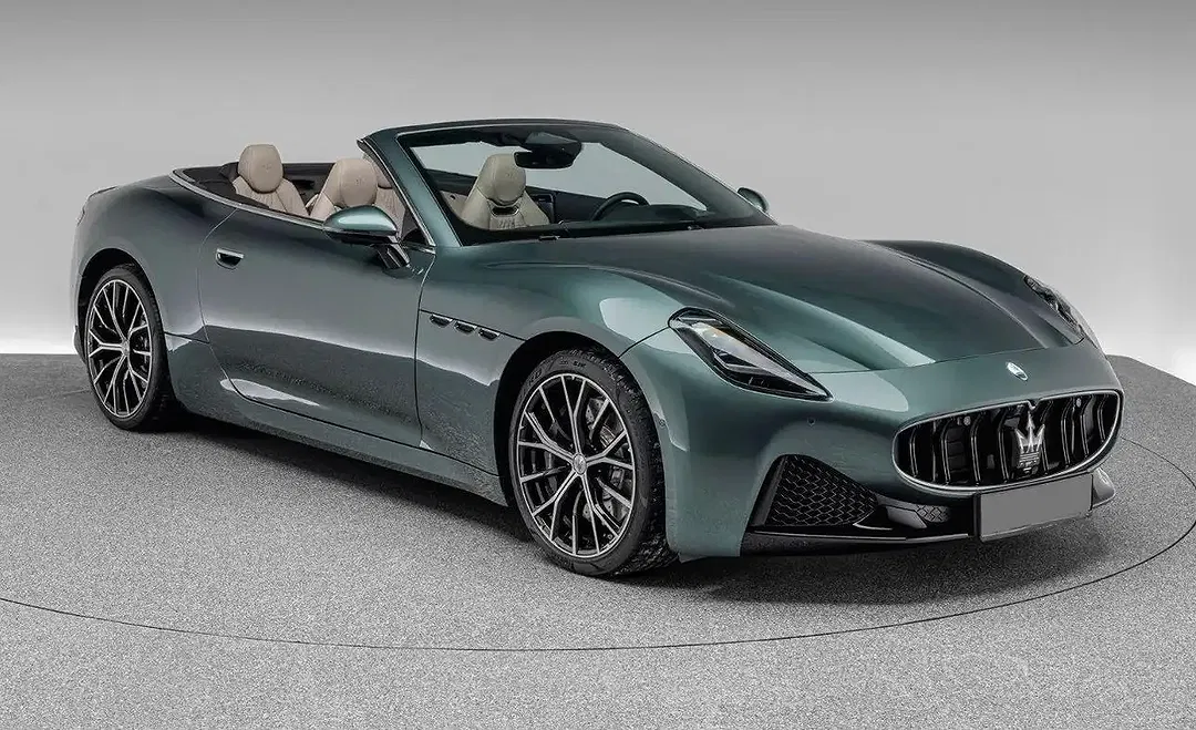 Maserati GranCabrio - Thumbnail 2