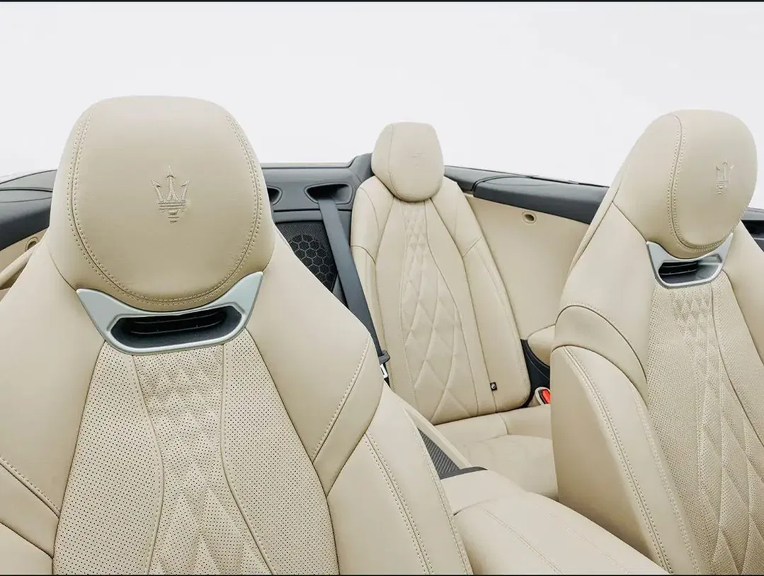 Maserati GranCabrio - Thumbnail 21