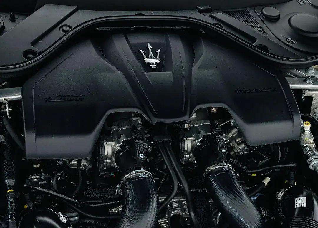 Maserati GranCabrio - Thumbnail 26