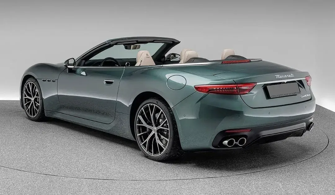 Maserati GranCabrio - Thumbnail 3